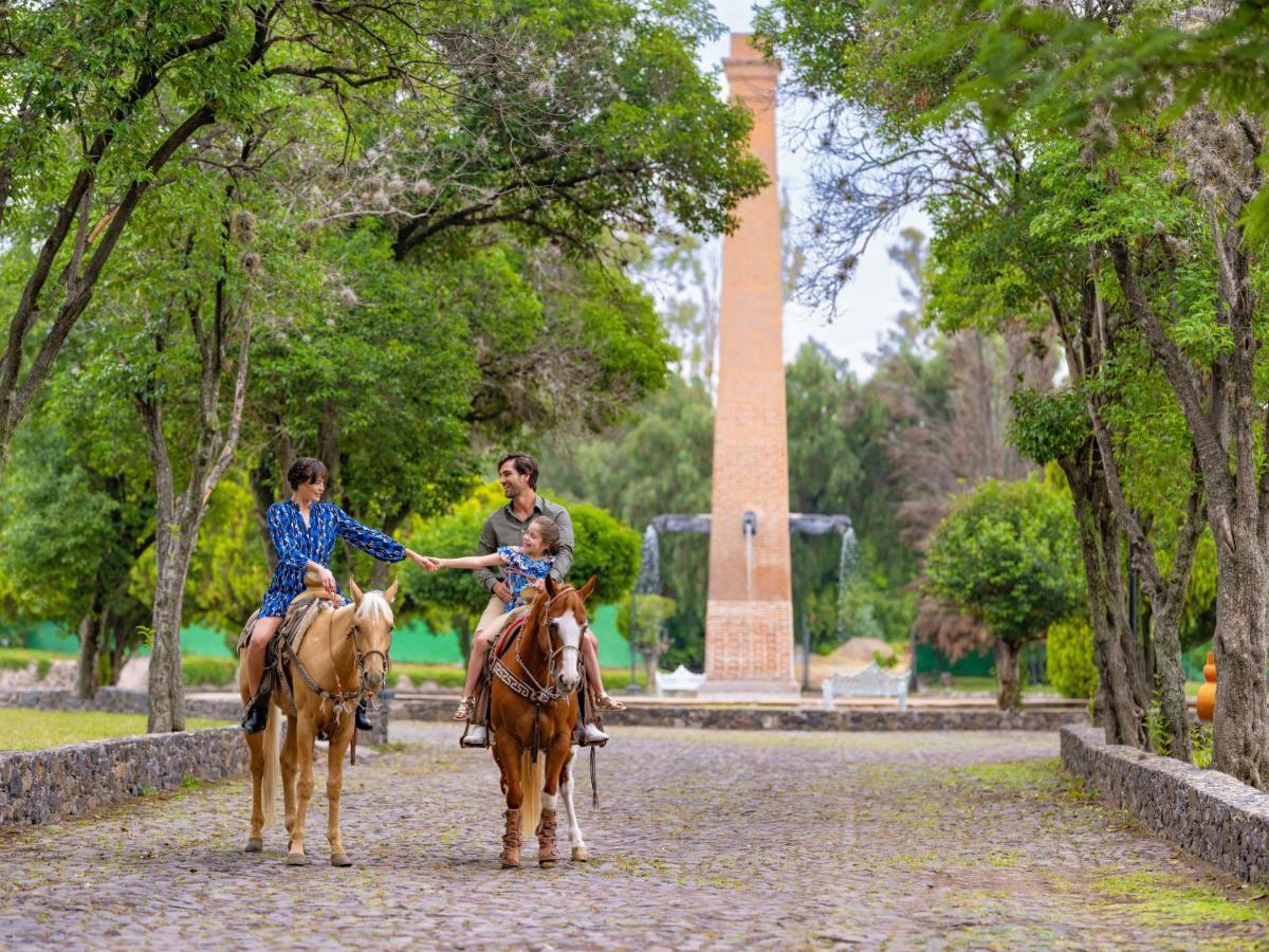 Hacienda Jurica By Brisas Hotel Queretaro Ngoại thất bức ảnh Monument to the Battle of San Martín de Porres