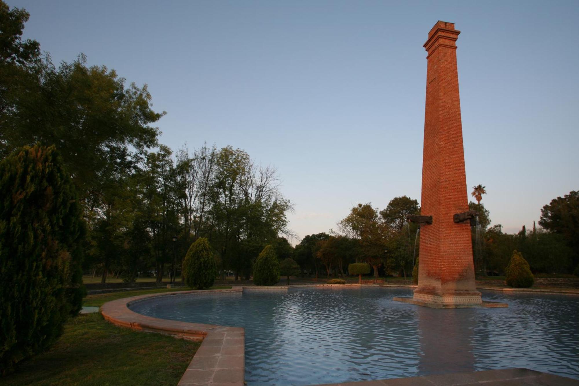 Hacienda Jurica By Brisas Hotel Queretaro Tiện nghi bức ảnh The Obelisk of the 19th century
