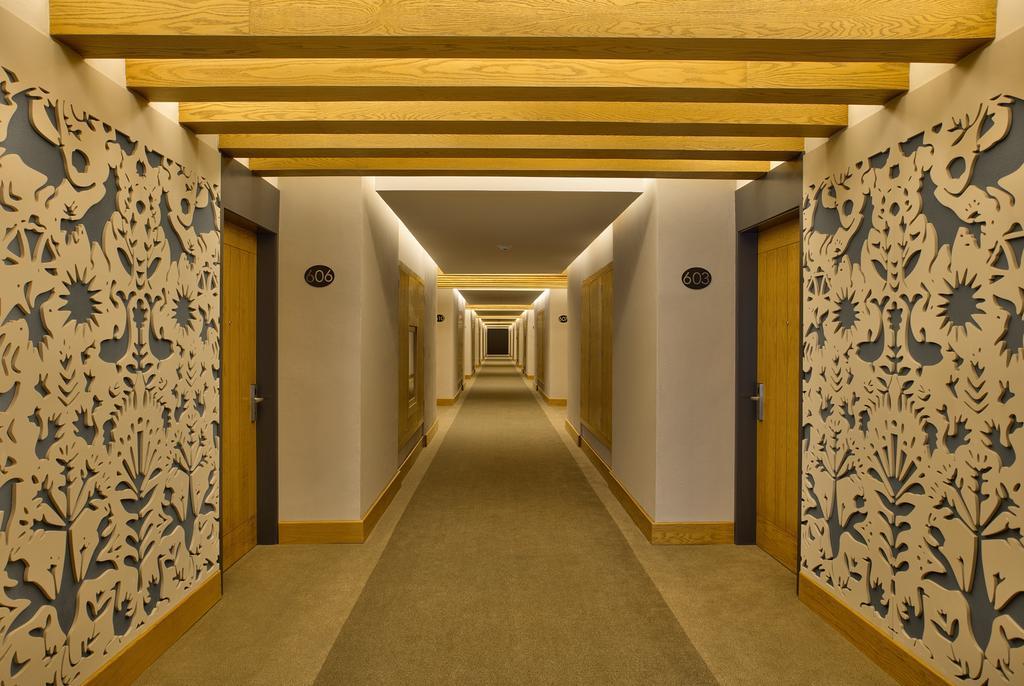 Hacienda Jurica By Brisas Hotel Queretaro Ngoại thất bức ảnh A corridor at the hotel